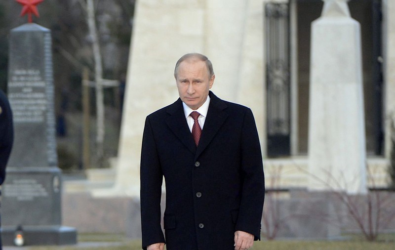 VLADIMIR PUTIN le cam are cu băutura! ”Un bețiv, un leneș și un desfrînat”