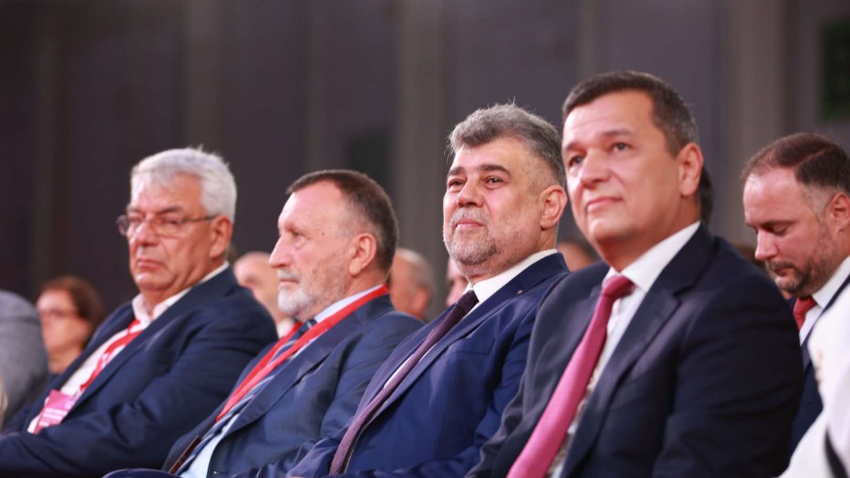 Marcel Ciolacu, Sorin Grindeanu, Paul Stănescu și MIhai Tudose, la Congresul PSD Foto Eli Driu