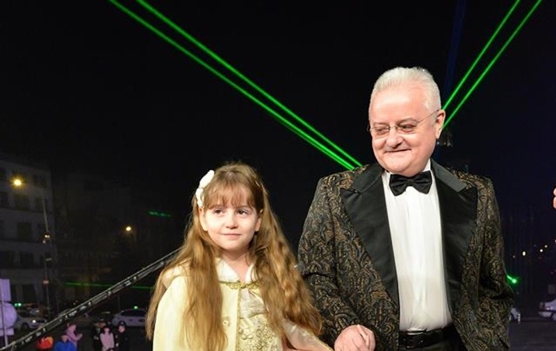 Uite ce tablouri pictează Irina Columbeanu la doar opt ani! O să rămâi mască