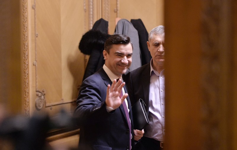 Primarul Iașiului, despre legătura cu Morel Bolea, șeful ong-ului transformat în centru de tortură și abuz sexual: „Nu știu nimic despre activitatea lui”. Cum explică fotografiile cu acesta