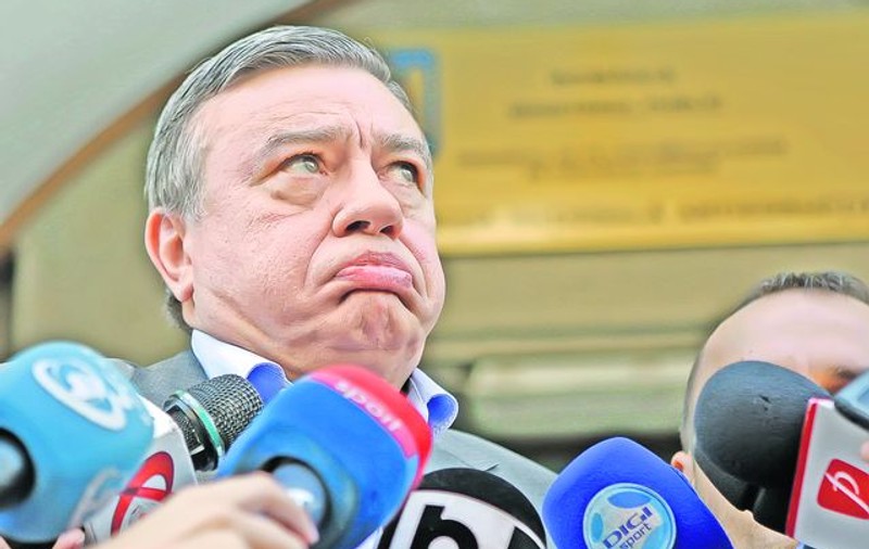 Şeful FRF, Mircea Sandu, crede că DNA este în eroare în cazul dezafilierii clubului Universitatea Craiova: «Procurorii greşesc!»