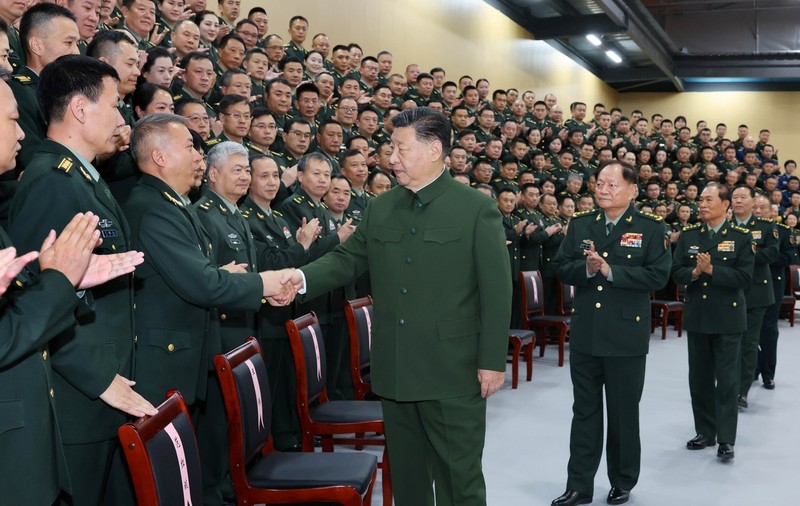 China nu este pregătită de război, susține un controversat raport al unui grup american de reflecție. „Înarmarea se face pentru menținerea la putere”