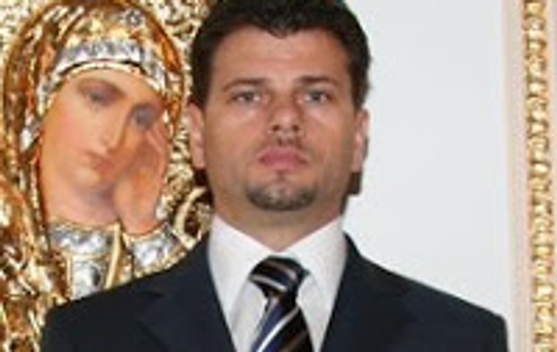 NECAZURILE se țin scai de familia BECALI. NEPOTUL...