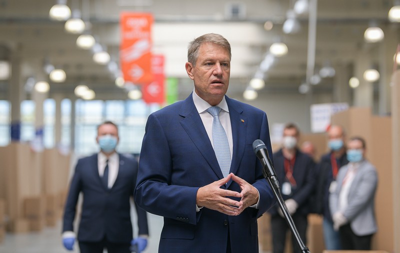 Klaus Iohannis: Bolnavii COVID în stare gravă ar putea fi transferaţi în străinătate