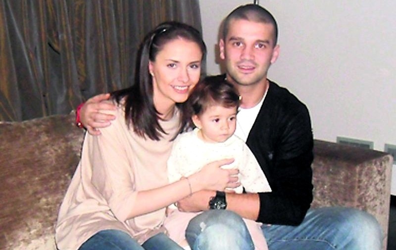 Chivu îşi botează fetiţa Anastasia, nume care înseamnă înviere din moarte!