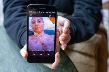Mihaela, când era internată la clinica AKH din Viena