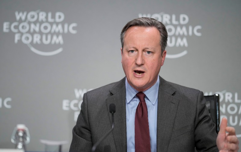 David Cameron îl compară pe Putin cu Hitler: „Ne simțim din nou ca în anii 1930, trebuie să ne opunem răului pe care îl reprezintă invazia lui”