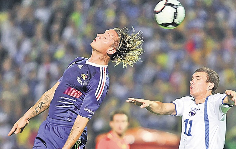 Toate echipele bosniace pot fi excluse din competiţiile organizate de UEFA şi de FIFA