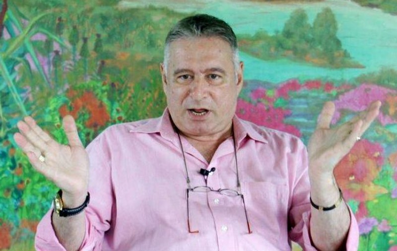 Mădălin Voicu: «Eurovisionul e un fel de Miss Piranda la nivel european. Un mare c***t»