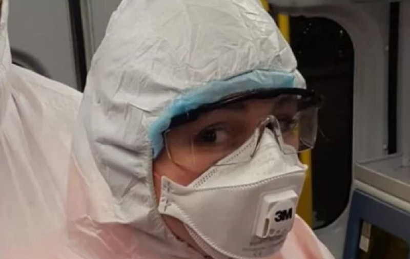 La doar 20 de ani, fiica unei cunoscute antrenoare de volei din România face voluntariat pe ambulanță, în Italia: "Nu sunt o eroină, dar inima mea este plină"
