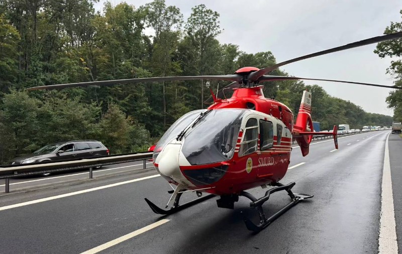 Tinerii care au murit în accidentul de pe A1 s-ar fi aruncat în fața TIR-ului ținându-se în brațe, spune șoferul