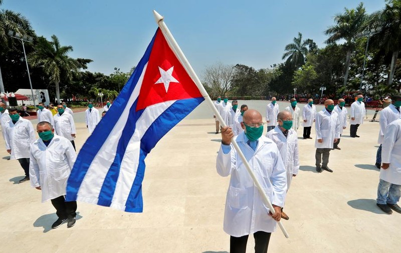 Cuba trimite în Italia un contingent de medici specializați în situații de dezastre și epidemii grave