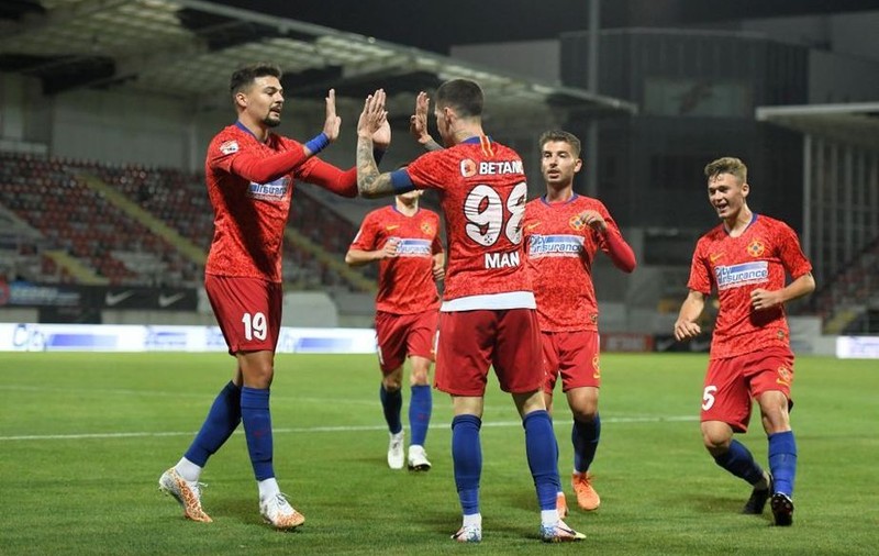GSP: FCSB are doar 14 jucători valizi pentru meciul cu Liberec, din turul III preliminar din Europa League, dintre care cinci sunt portari!