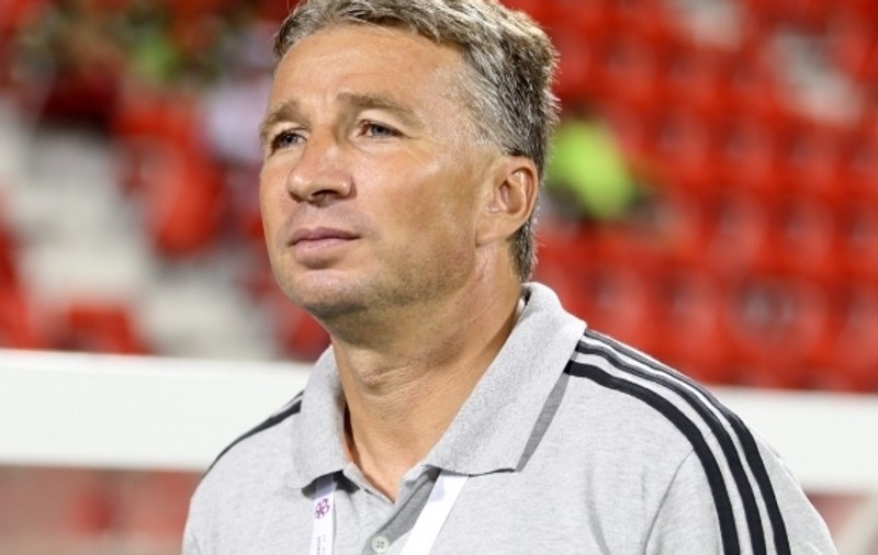 VIDEO / Dan Petrescu a pierdut acasă: trădat de fundaşi 