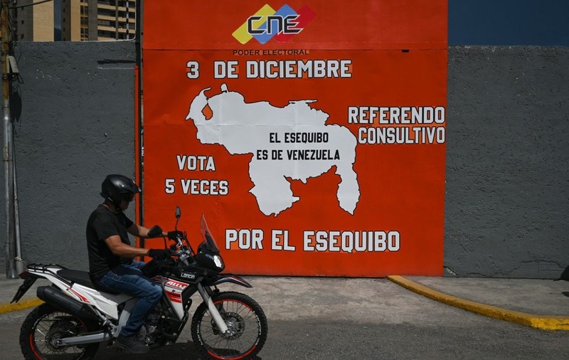 Venezuela organizează un referendum pentru anexarea unei părți din Guyana vecină - și a petrolului ei. Gestul stârnește îngrijorări