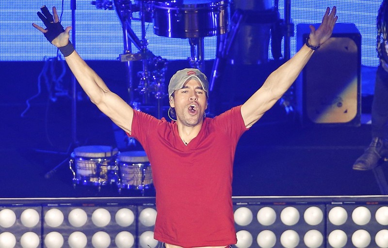 Enrique Iglesias cântă joi, 12 mai, la București