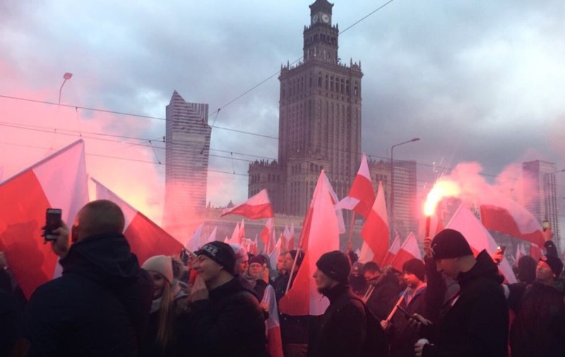 Polonia a transmis CE că nu renunţă la modificările legilor justiției