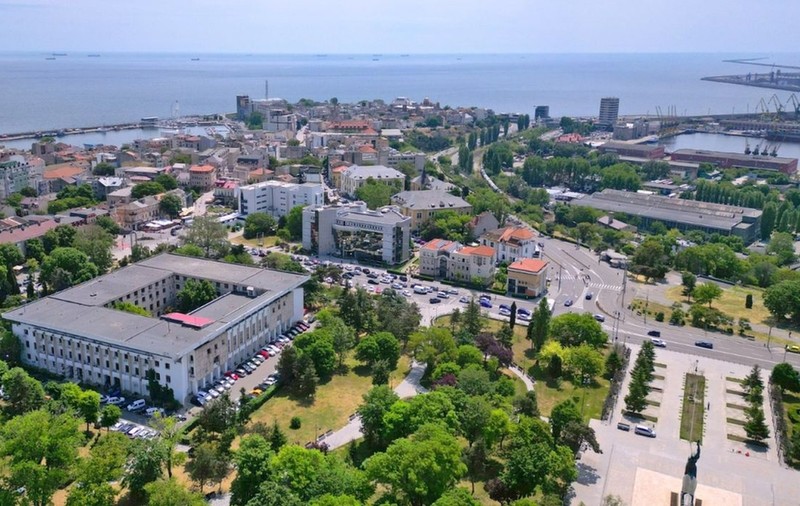 Șoferii din Constanța ar putea scăpa de o taxă de 200 de lei, considerată de judecători un „impozit mascat“
