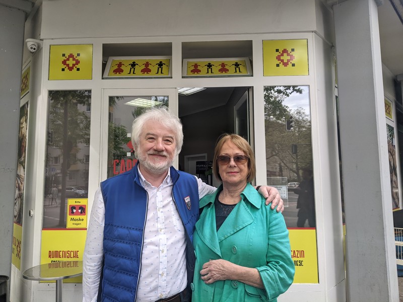 Ion și soția lui abia așteaptă să facă vaccinul pentru a putea merge în concediu la vară