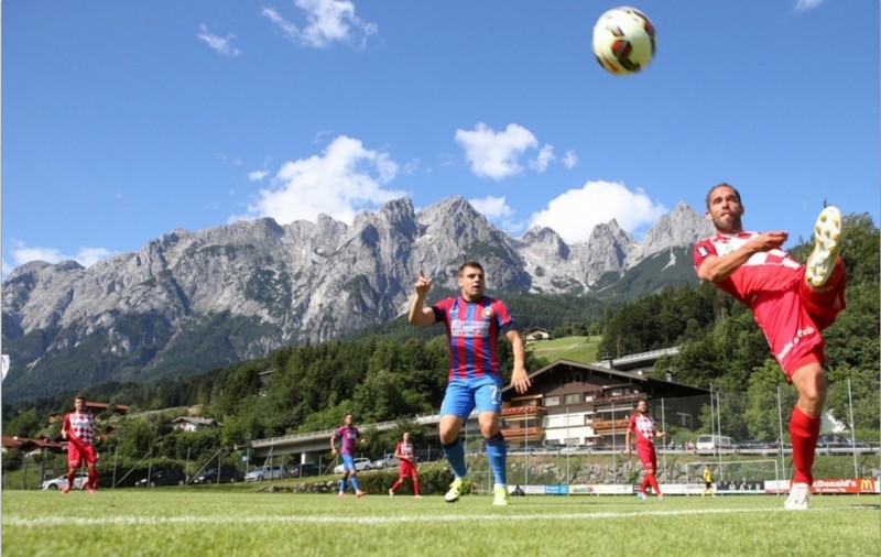 Video cu rușinea suferită de Steaua în fața anonimilor de la Klagenfurt. Adversarii, care au un român în lot, râd de campioni: ”Puteam să le dăm mai multe”