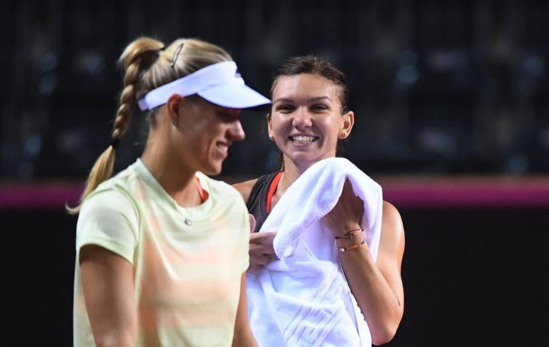Simona Halep se revede, la Stuttgart, cu ”coșmarurile” de la Cluj. Ținută sport afișată la petrecerea jucătoarelor