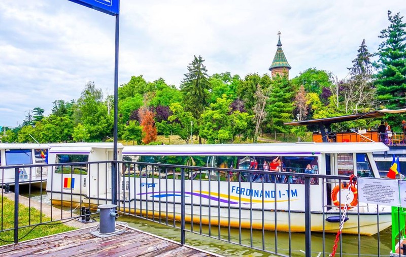 Turiștii și locuitorii din Timișoara pot vizita Serbia cu bicicleta sau cu barca