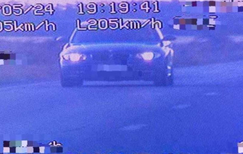 Un tânăr de 19 ani din Mehedinți, surprins de radar cu 205 km/h, pe un drum cu limită de 70 km/h