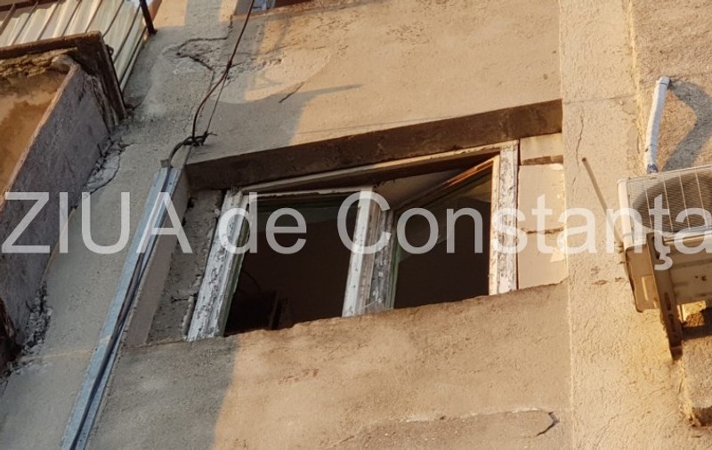 Explozii în două locuințe din Constanța, în această dimineață. O persoană a fost rănită