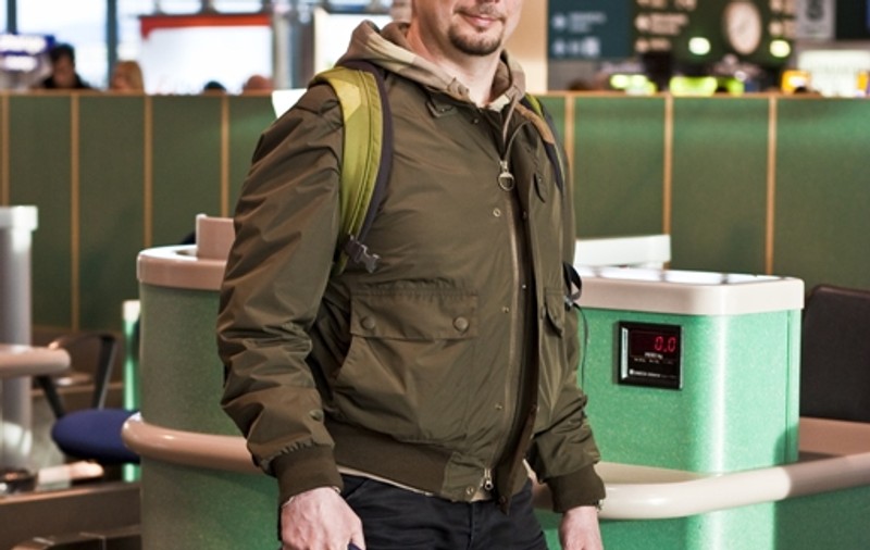 Zeci de mii de români vor "emigra" în România! 
