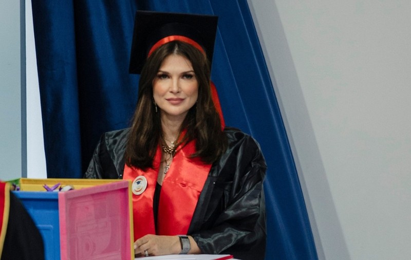 Monica Bîrlădeanu a absolvit Facultatea de Psihologie. Cum a apărut actrița la festivitate