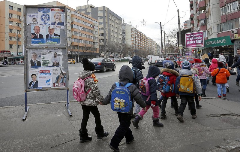 Copii și părinți. Despre reproducerea elitelor în România și riscurile care decurg de aici
