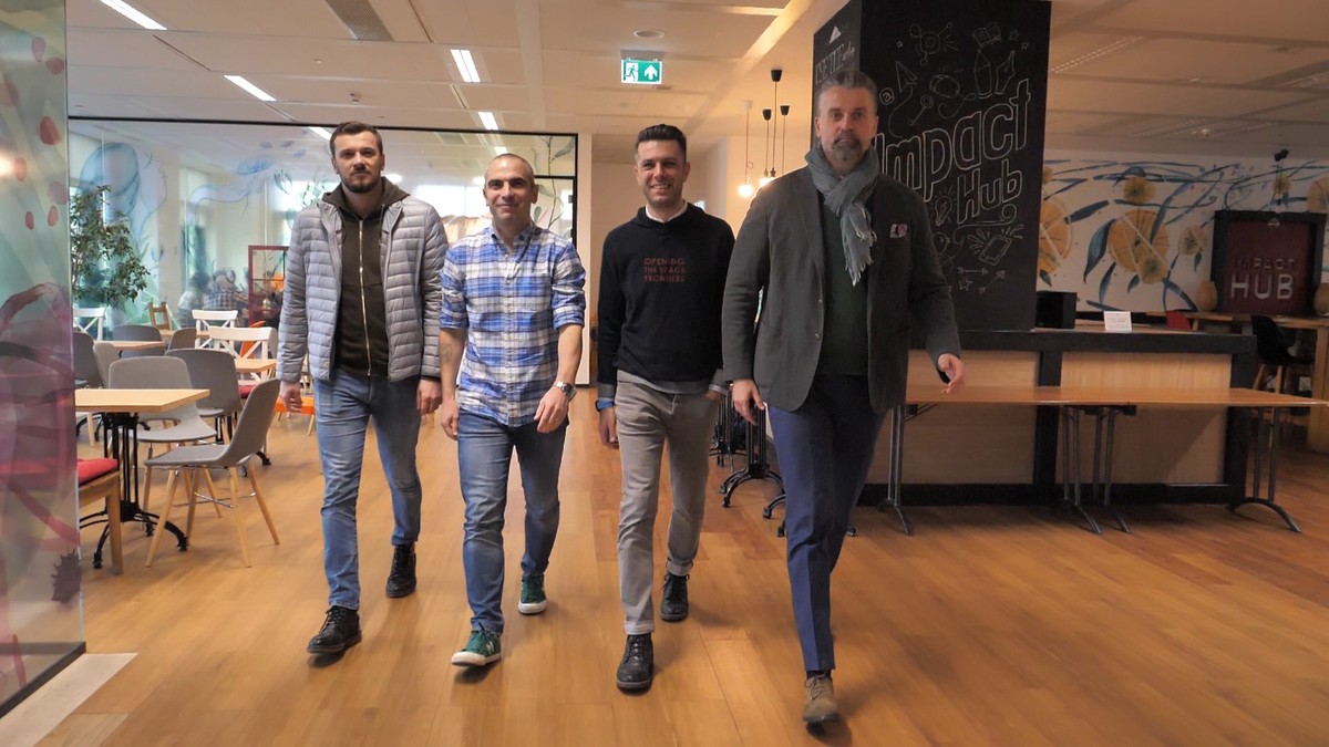 Bloggerii de parenting Dan Cruceru, Alex Zamfir, Daniel Osmanovici și Cezar Ionașcu