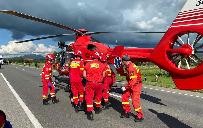 Un turist german a murit în Munții Rodnei, lovit de trăsnet. Alte 16 persoane, salvate după o intervenție de amploare