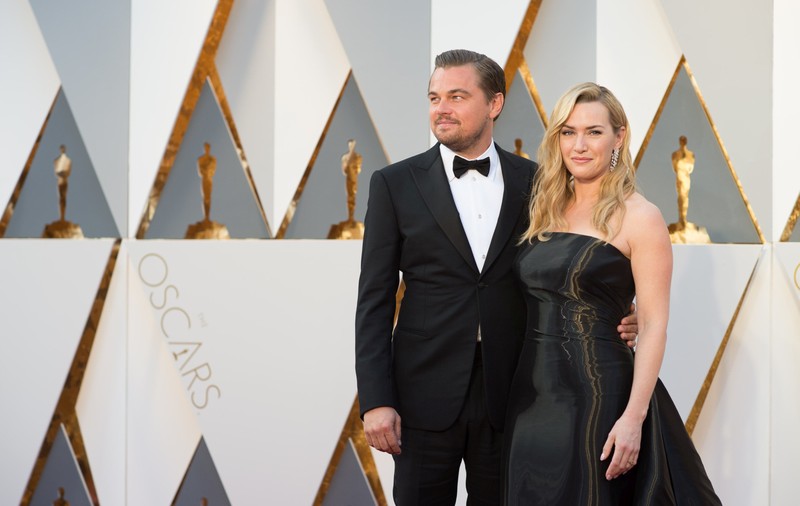 Reacția lui Kate Winslet în momentul în care Leonardo DiCaprio a câștigat primul Oscar din carieră