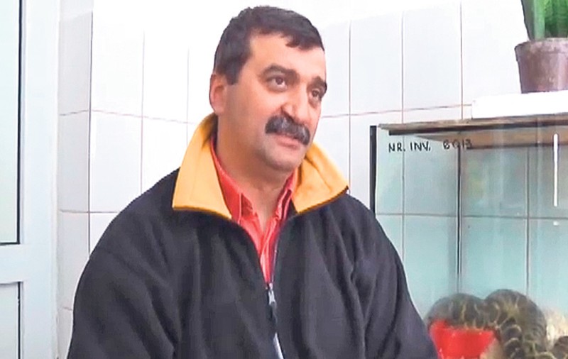Scârbit de sportul NOSTRU de iarnă, boberul Mihai Dumitraşcu şi-a schimbat MESERIA! Este veterinar la Grădina Zoologică