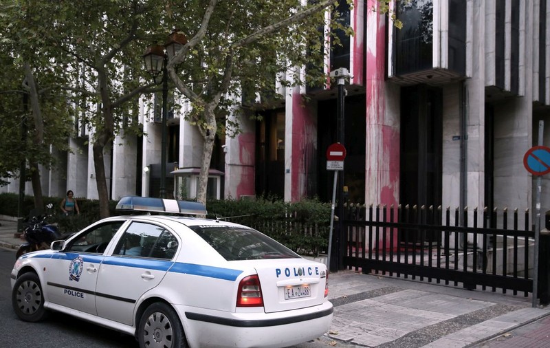 Doi români arestați în Grecia pentru trafic de migranți. Suma uluitoare pe care o cereau