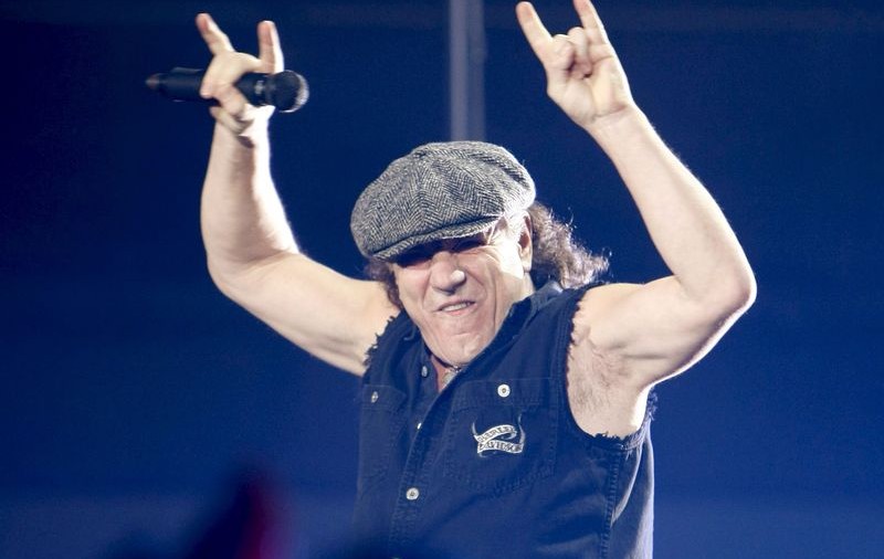 Solistul AC/DC este împotriva actelor de caritate în timpul concertelor