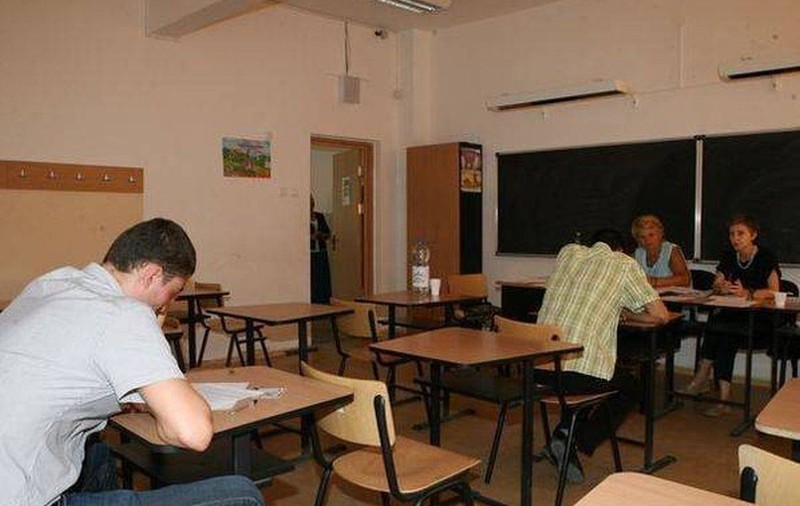 Scutit din arest pentru examenul de Bacalaureat 