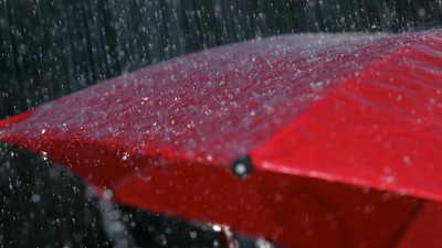 Nou val de ploi torențiale, grindină și vijelii în România. Prognoza meteo ANM în perioada 1-29 iunie 2026