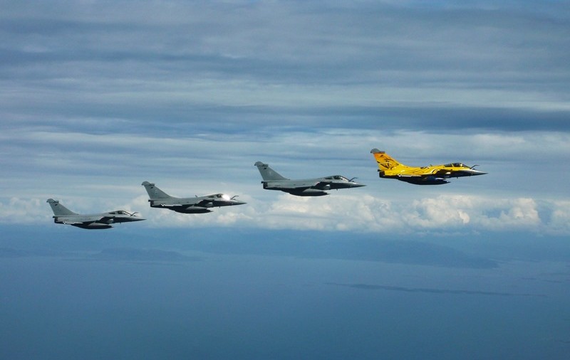 NATO va efectua cel mai mare exercițiu de manevre aeriene din istorie
