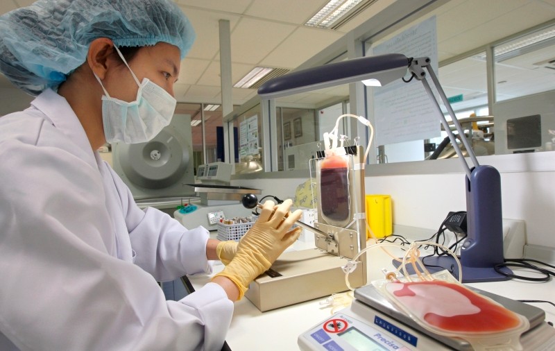 Virusul HIV este distrus de celulele stem