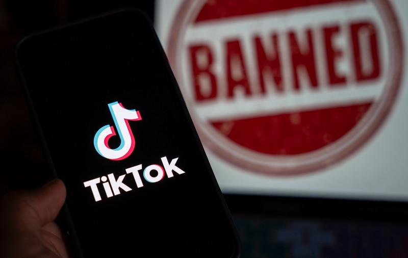 Vicepreședintele ANCOM, Pavel Popescu, cere suspendarea TikTok în România. Rețeaua socială ar putea fi interzisă până la terminarea anchetelor privind alegerile