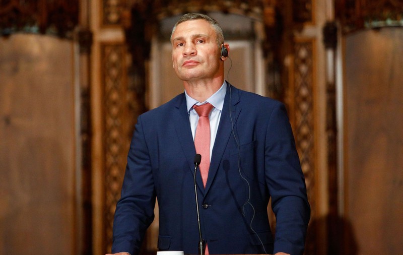 Primarul Kievului, critici la adresa lui Zelenski: „Plăteşte acum pentru greşelile pe care le-a făcut"