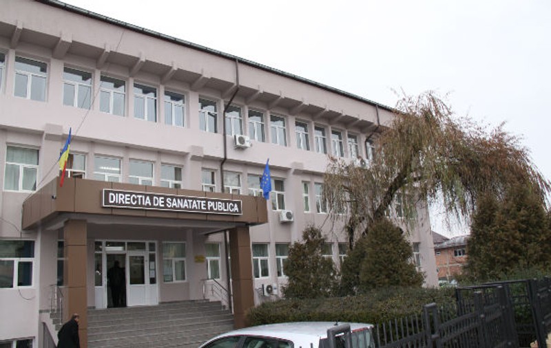 DSP a încheiat un contract de curățenie cu o firmă radiată de un an. Societatea a prestat servicii timp de o lună până când conducerea instituției a reziliat contractul