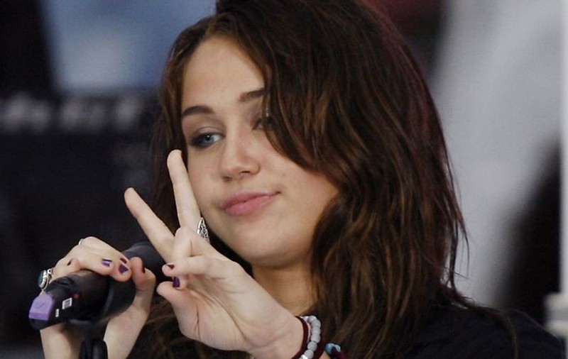 Miley Cyrus a recunoscut că Liam e iubitul ei