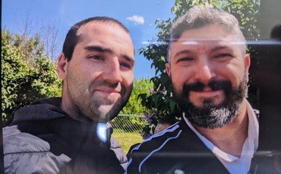 Alexandrov (stânga) și Bryan Stern, cofondator al Proiectului Dynamo