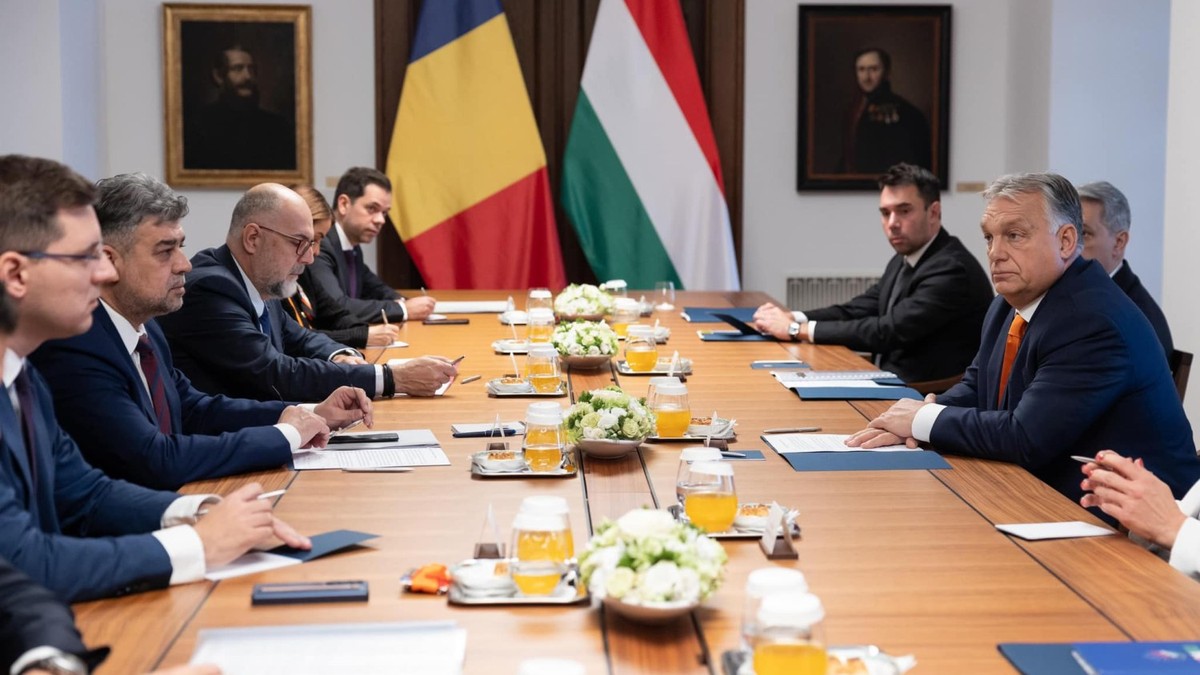 Kelemen Hunor și Marcel Ciolacu, față în față cu Kelemen Hunor, la Budapesta