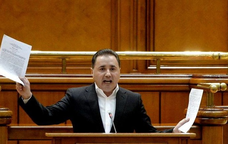 Un procuror DNA a cerut 7 ani de închisoare pentru fostul deputat Cristian Rizea