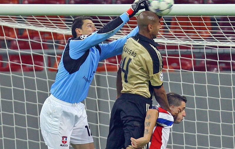 Portarul Grahovac ”și-a reparat” hemoroizii și ar putea apăra cu FCSB!