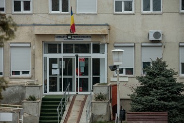 Intrarea la CPU din spitalul din Cernavodă